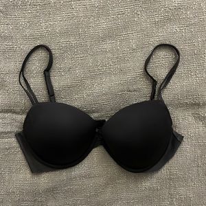 VS Sexy Push Up Size 36D. CHARCOAL GREY